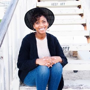 Meet your Posher, Brandy